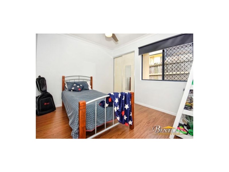 17 Highclare Court, Little Mountain QLD 4551