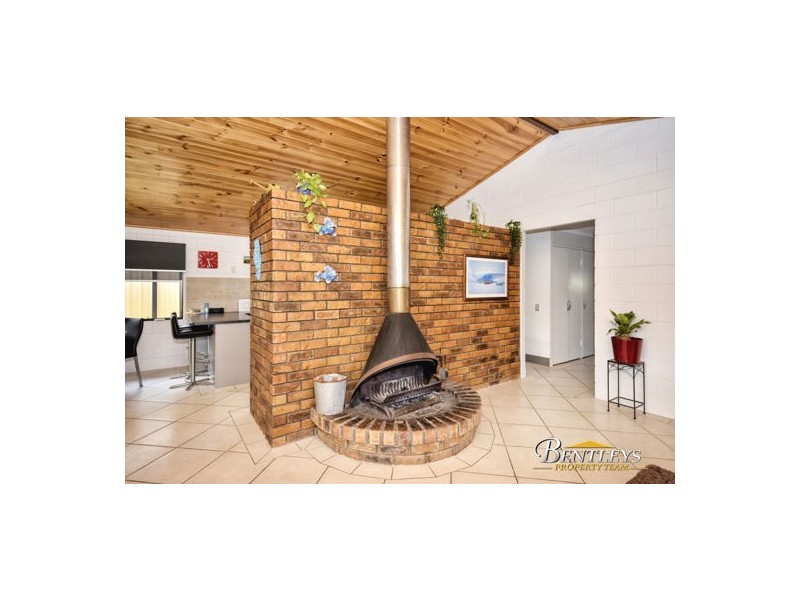 517 Nicklin Way, Wurtulla QLD 4575