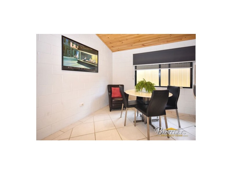 517 Nicklin Way, Wurtulla QLD 4575