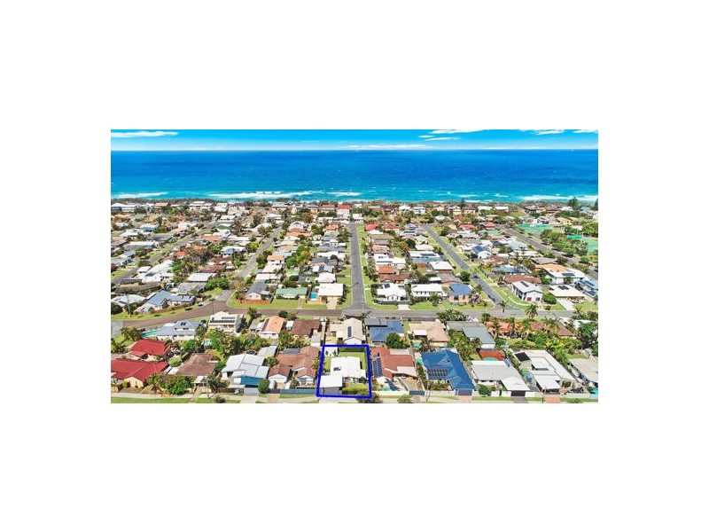 95 Point Cartwright Drive, Buddina QLD 4575