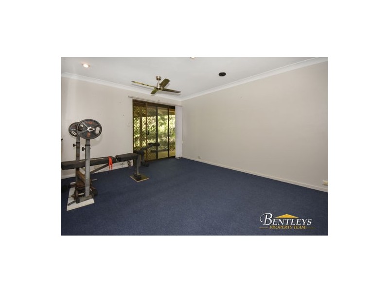 11 Casuarina Drive, Little Mountain QLD 4551