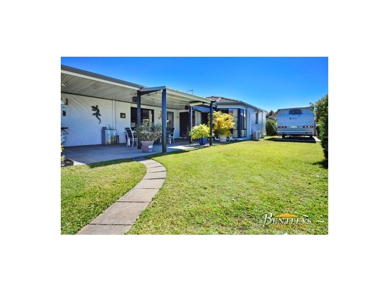 20 Huntley Place, Caloundra West QLD 4551