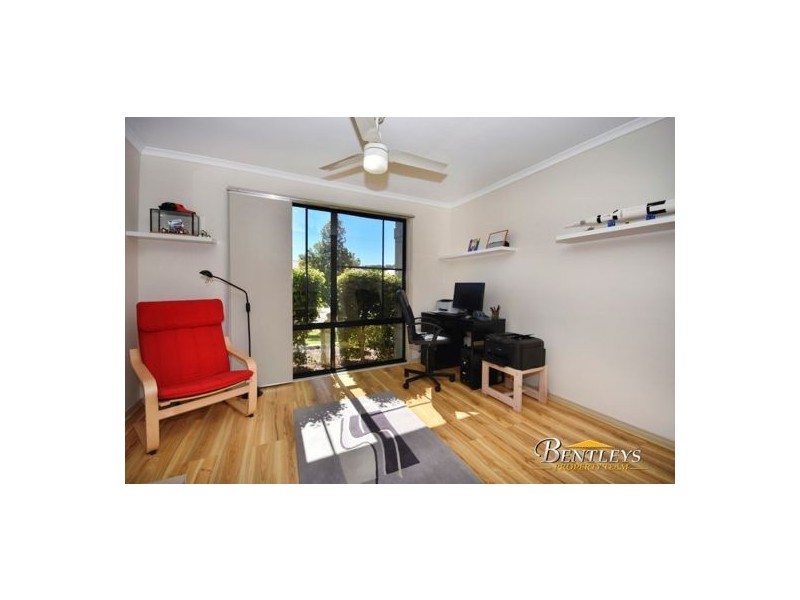20 Huntley Place, Caloundra West QLD 4551