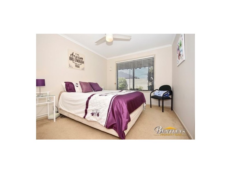 20 Huntley Place, Caloundra West QLD 4551