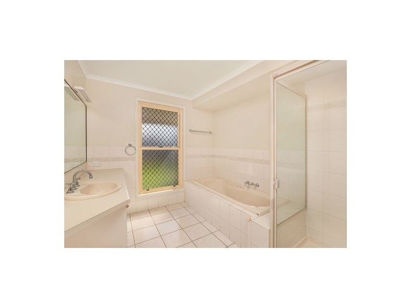 6 Sweetgum Court, Currimundi QLD 4551