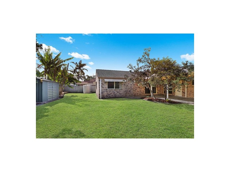 6 Sweetgum Court, Currimundi QLD 4551