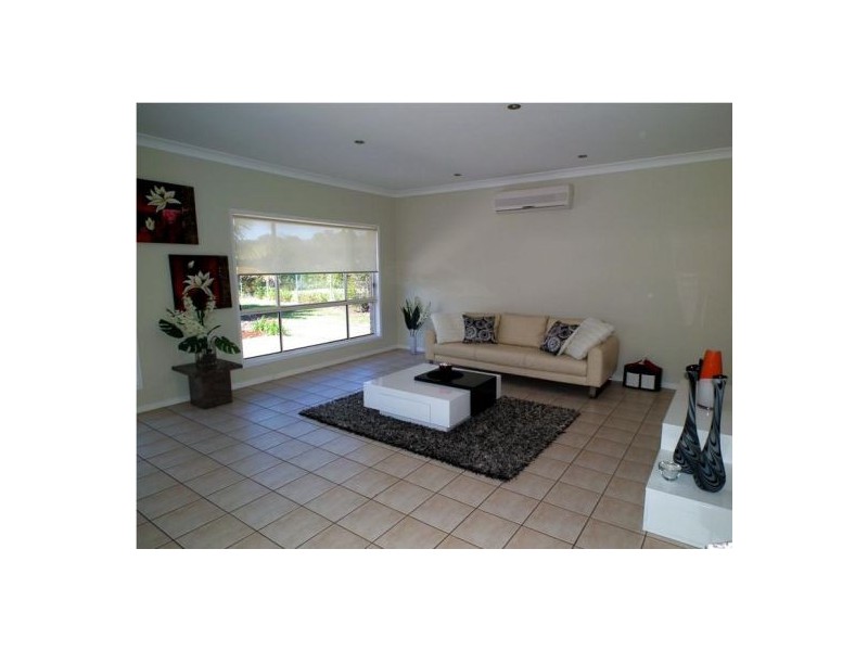 2 Coolibah Court, Mooloolah Valley QLD 4553