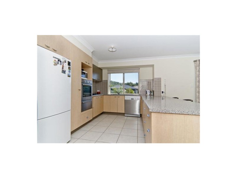 22 Maddock Avenue, Mooloolah Valley QLD 4553
