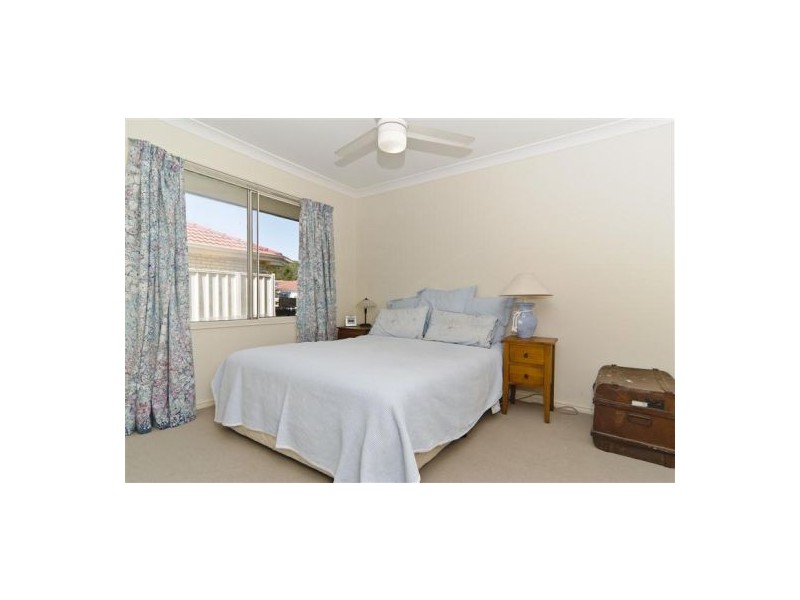 22 Maddock Avenue, Mooloolah Valley QLD 4553