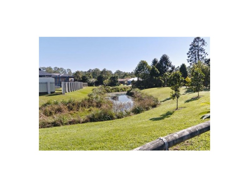 22 Maddock Avenue, Mooloolah Valley QLD 4553