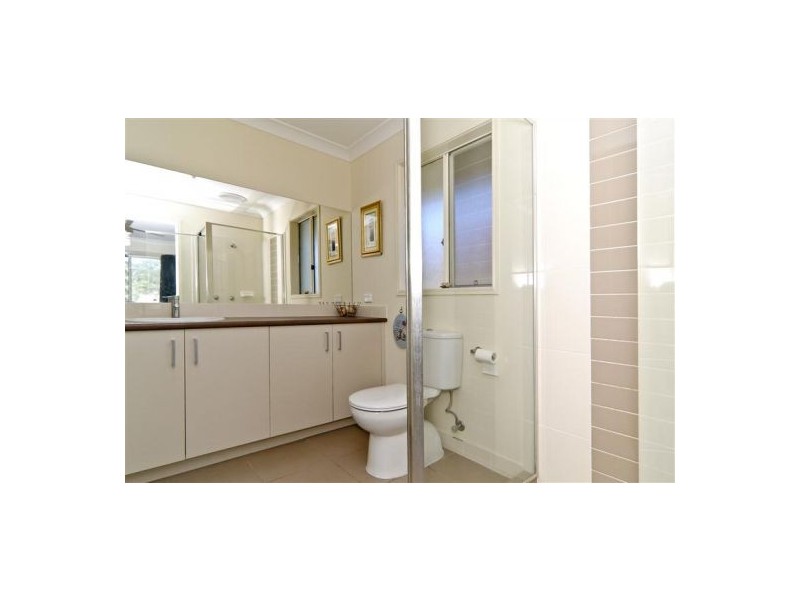 22 Maddock Avenue, Mooloolah Valley QLD 4553