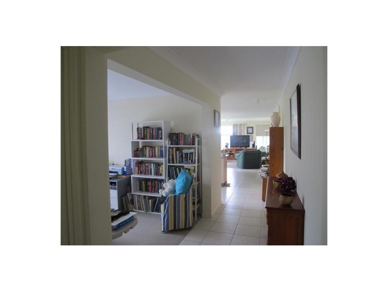 22 Maddock Avenue, Mooloolah Valley QLD 4553