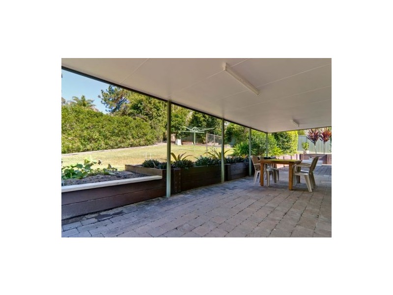 8 Hamilton Close, Mooloolah Valley QLD 4553