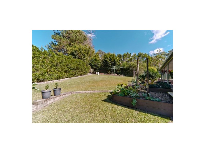 8 Hamilton Close, Mooloolah Valley QLD 4553