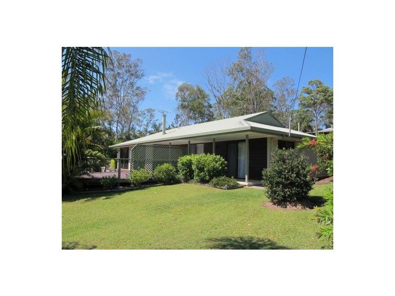 8 Hamilton Close, Mooloolah Valley QLD 4553