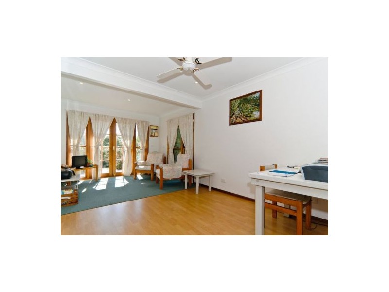 8 Hamilton Close, Mooloolah Valley QLD 4553