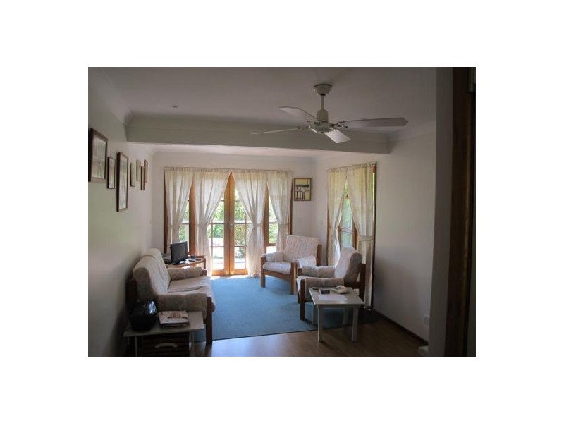 8 Hamilton Close, Mooloolah Valley QLD 4553