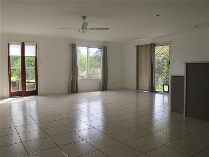 13 Karanne Drive, Mooloolah Valley QLD 4553