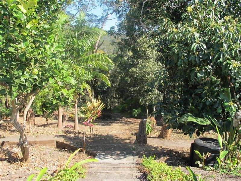 49 Andersen Road, Mooloolah Valley QLD 4553