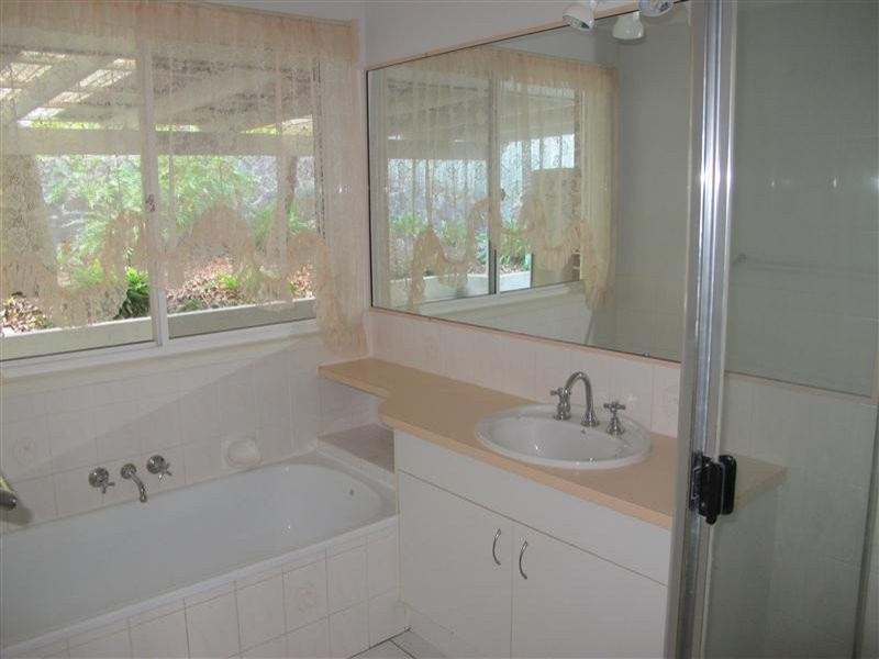 12 CHRISTINE COURT, Mooloolah Valley QLD 4553