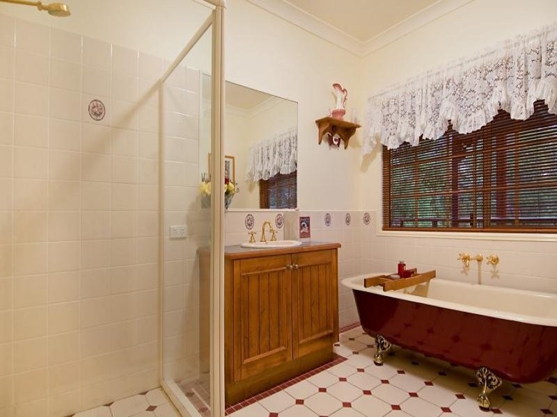 5 Scribble Gum Close, Mooloolah Valley QLD 4553