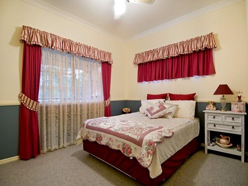 5 Scribble Gum Close, Mooloolah Valley QLD 4553