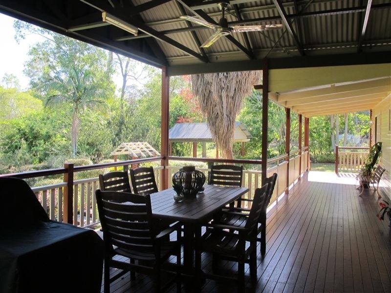 5 Scribble Gum Close, Mooloolah Valley QLD 4553