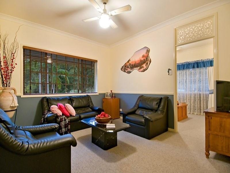 5 Scribble Gum Close, Mooloolah Valley QLD 4553