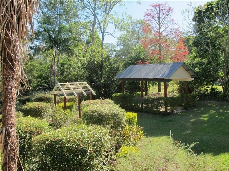 5 Scribble Gum Close, Mooloolah Valley QLD 4553