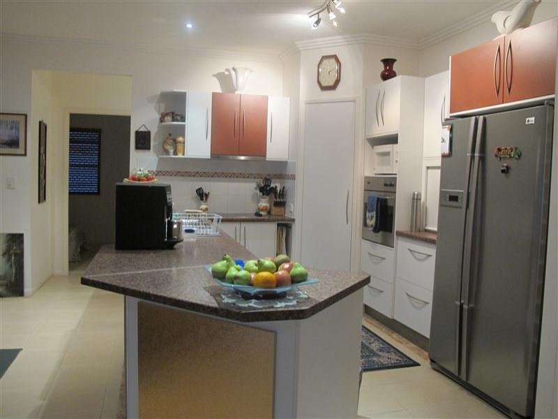 9 MADDOCK AVE, Mooloolah Valley QLD 4553