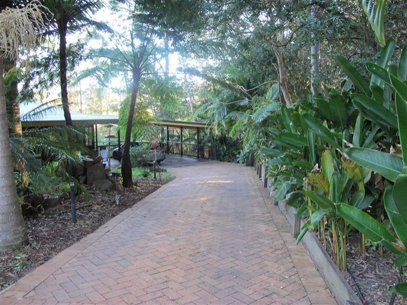 17 BRANDENBERG ROAD, Mooloolah Valley QLD 4553