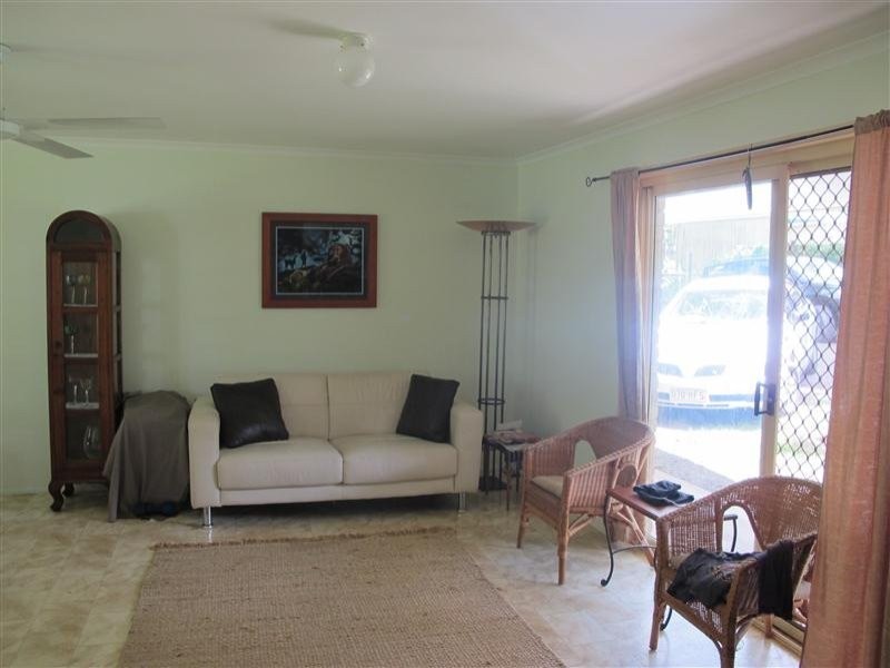 38 Andersen Road, Mooloolah Valley QLD 4553