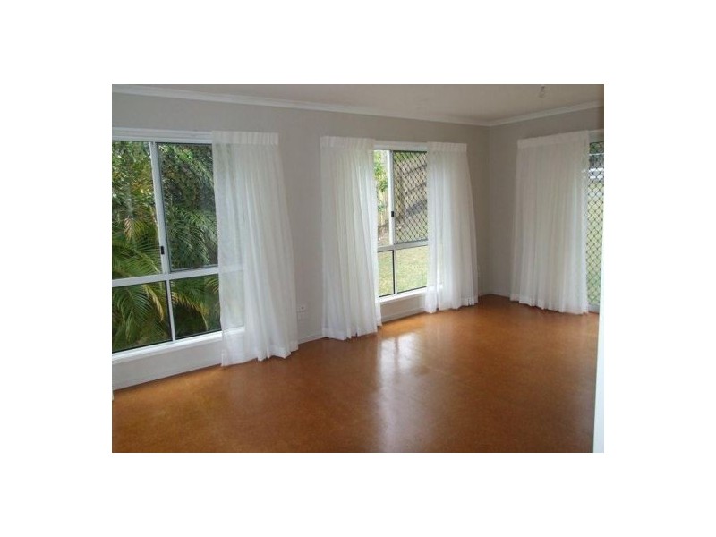 7 Karanne Drive, Mooloolah Valley QLD 4553