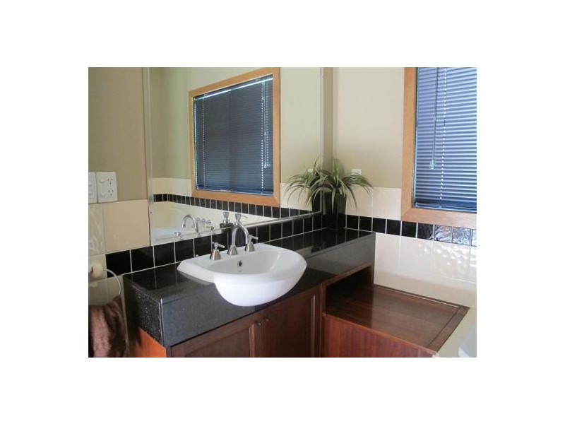 17 River Gum Drive, Mooloolah Valley QLD 4553