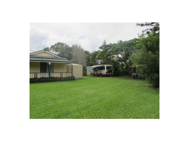 37 Smith Drive, Mooloolah Valley QLD 4553