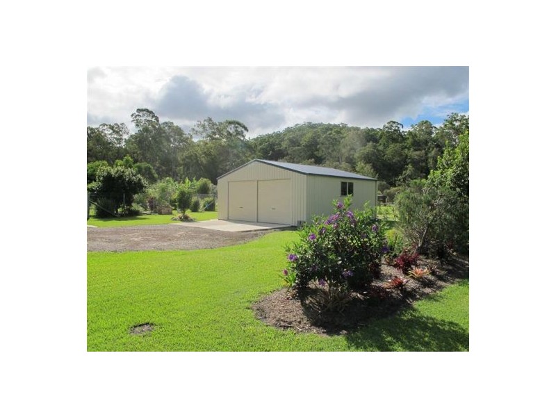 127 Mooloolah Meadows Drive, Mooloolah Valley QLD 4553