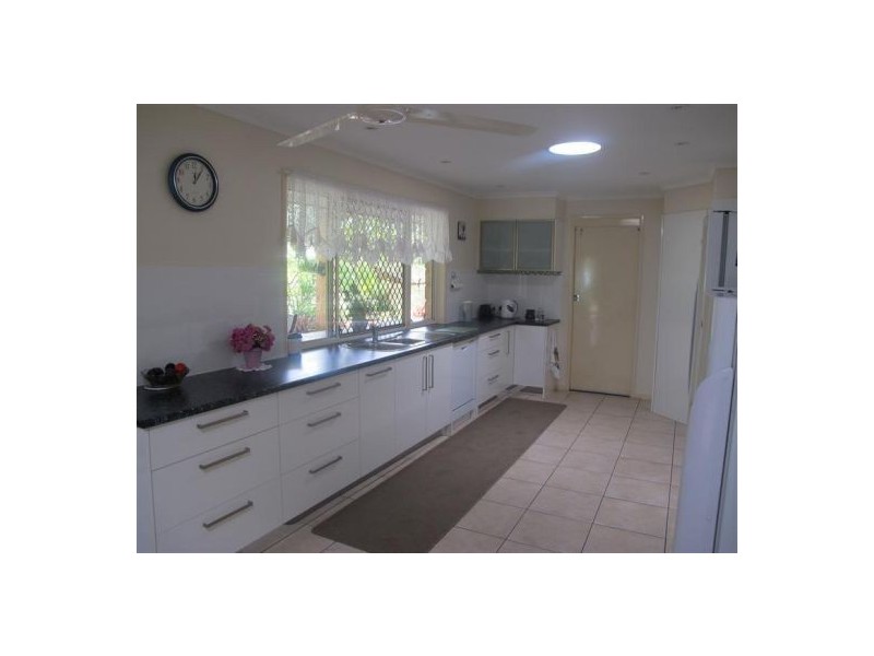 127 Mooloolah Meadows Drive, Mooloolah Valley QLD 4553