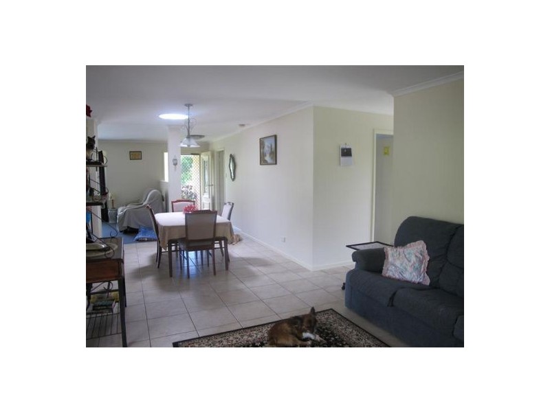 127 Mooloolah Meadows Drive, Mooloolah Valley QLD 4553