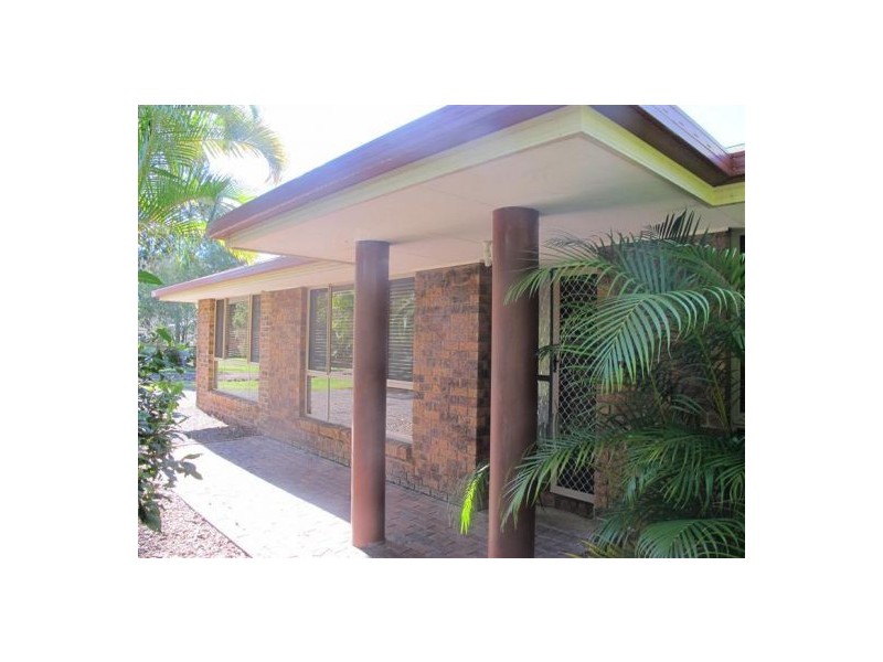 10 Mountaindale Court, Mooloolah Valley QLD 4553