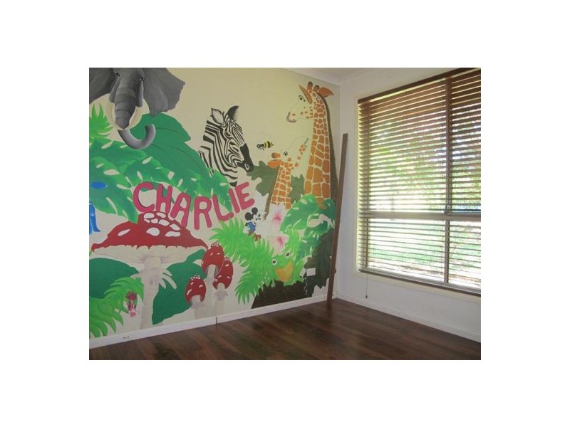 10 Mountaindale Court, Mooloolah Valley QLD 4553