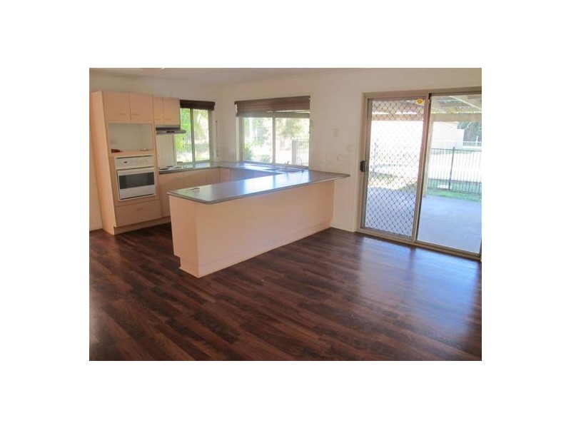 10 Mountaindale Court, Mooloolah Valley QLD 4553