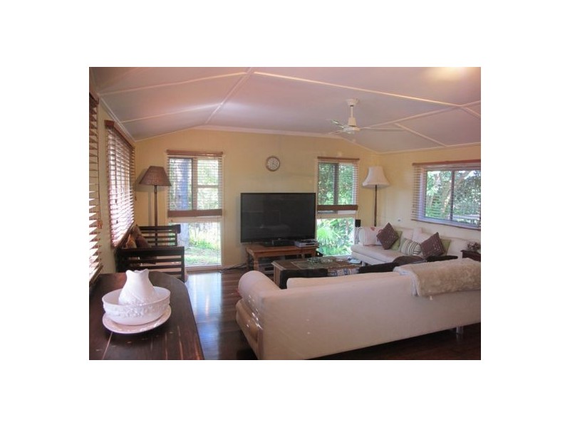 223 Neill Road, Mooloolah Valley QLD 4553