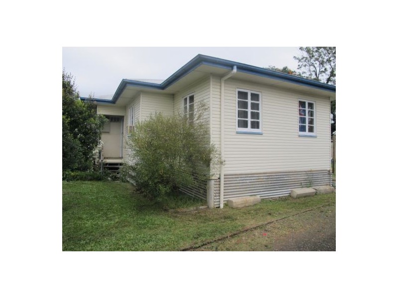 16 KATHERINE STREET, Beerwah QLD 4519