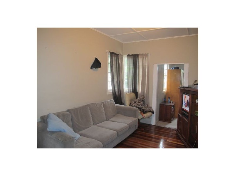 16 KATHERINE STREET, Beerwah QLD 4519