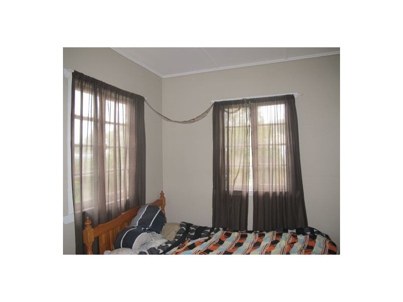 16 KATHERINE STREET, Beerwah QLD 4519