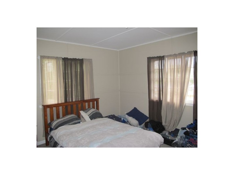 16 KATHERINE STREET, Beerwah QLD 4519