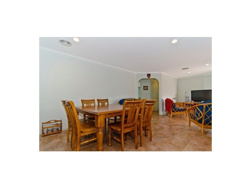 3 Sugar Gum Drive, Mooloolah Valley QLD 4553