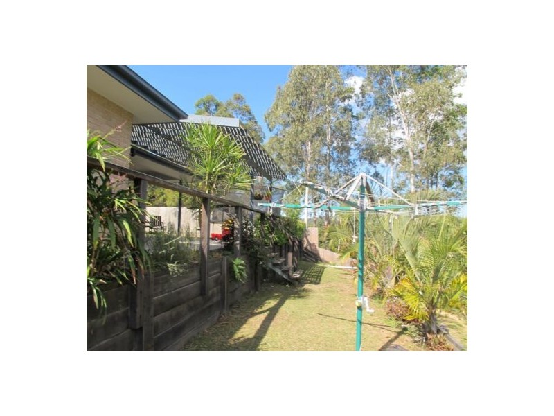 8 The Rivers Edge, Mooloolah Valley QLD 4553