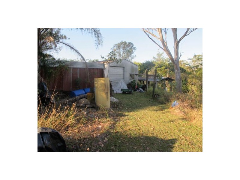 8 Andersen Road, Mooloolah Valley QLD 4553