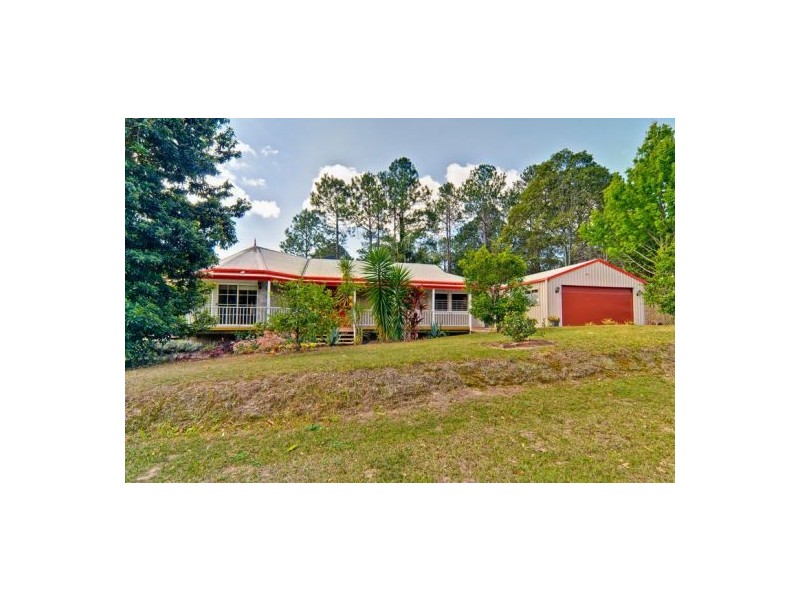 2 Brechin Court, Mooloolah Valley QLD 4553